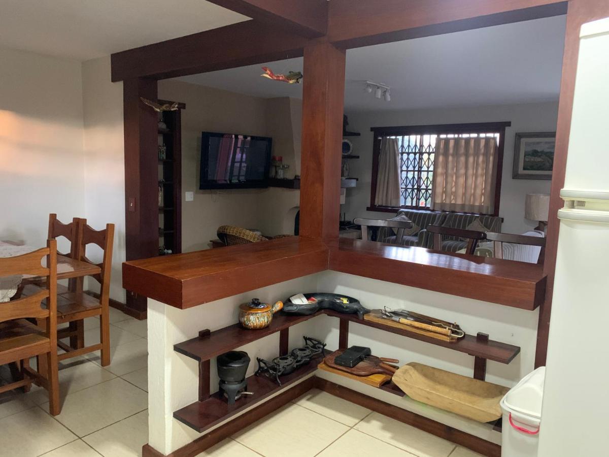 Linda Casa! Aconchegante E Com Otima Localizacao Villa Campos do Jordão Exteriör bild