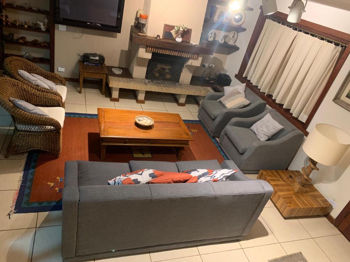 Linda Casa! Aconchegante E Com Otima Localizacao Villa Campos do Jordão Exteriör bild