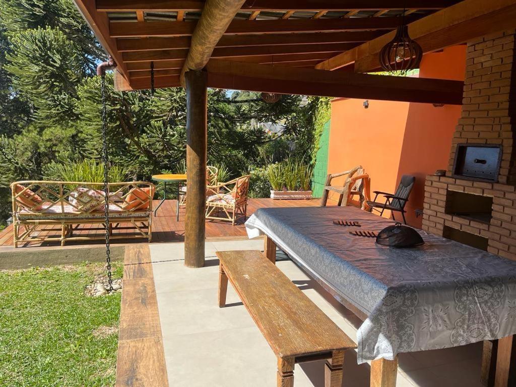 Linda Casa! Aconchegante E Com Otima Localizacao Villa Campos do Jordão Exteriör bild